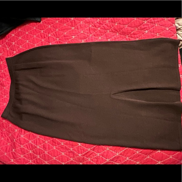St. John sweater skirt size 8 - Picture 4 of 4